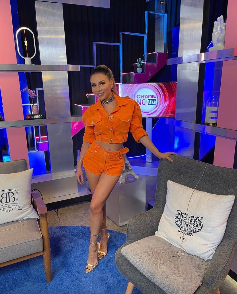 Gaby Ramírez — Presentadora de Televisión